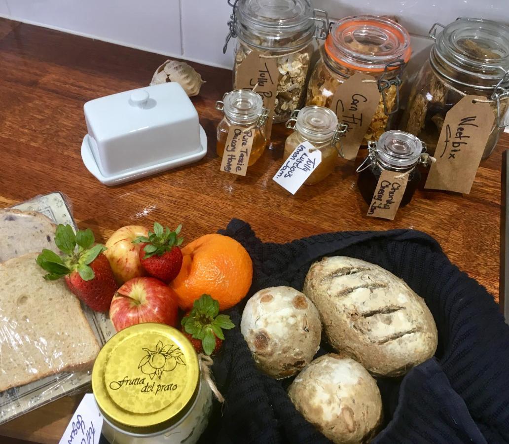 Tully Cottage B&B 세인트헬렌 외부 사진